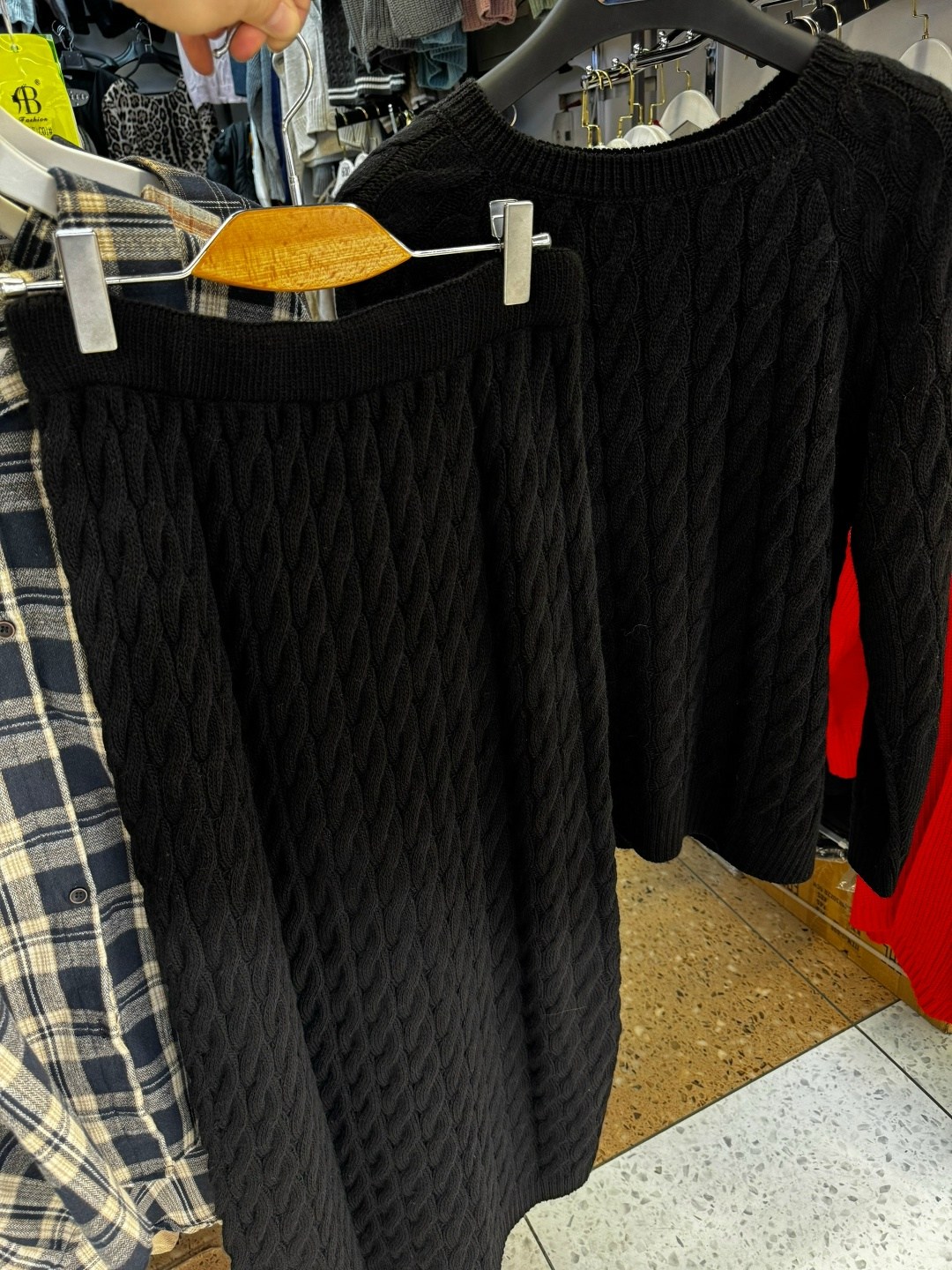 свитер blonda sweater черный,свитера вязаные,черный свитер,свитер вязаный черный,женский свитер