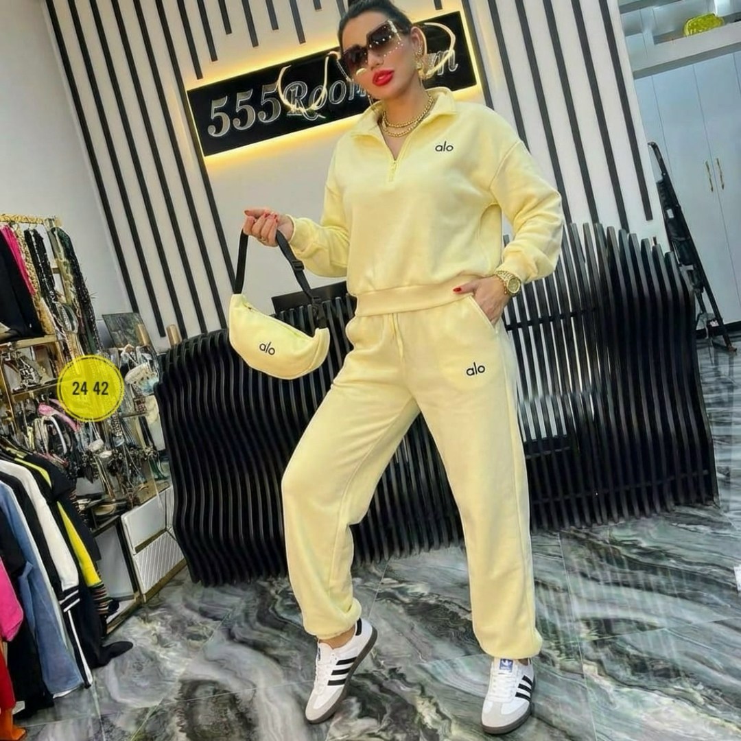 спортивный костюм женский,спортивный костюм,спортивный костюм трехнитка,костюм женский,спортивные костюмы женские на флисе