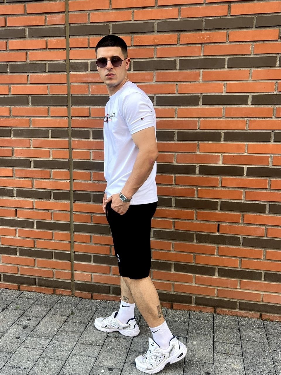 мужская футболка,мужская футболка белая, ,шорты мужские,футболки комплект