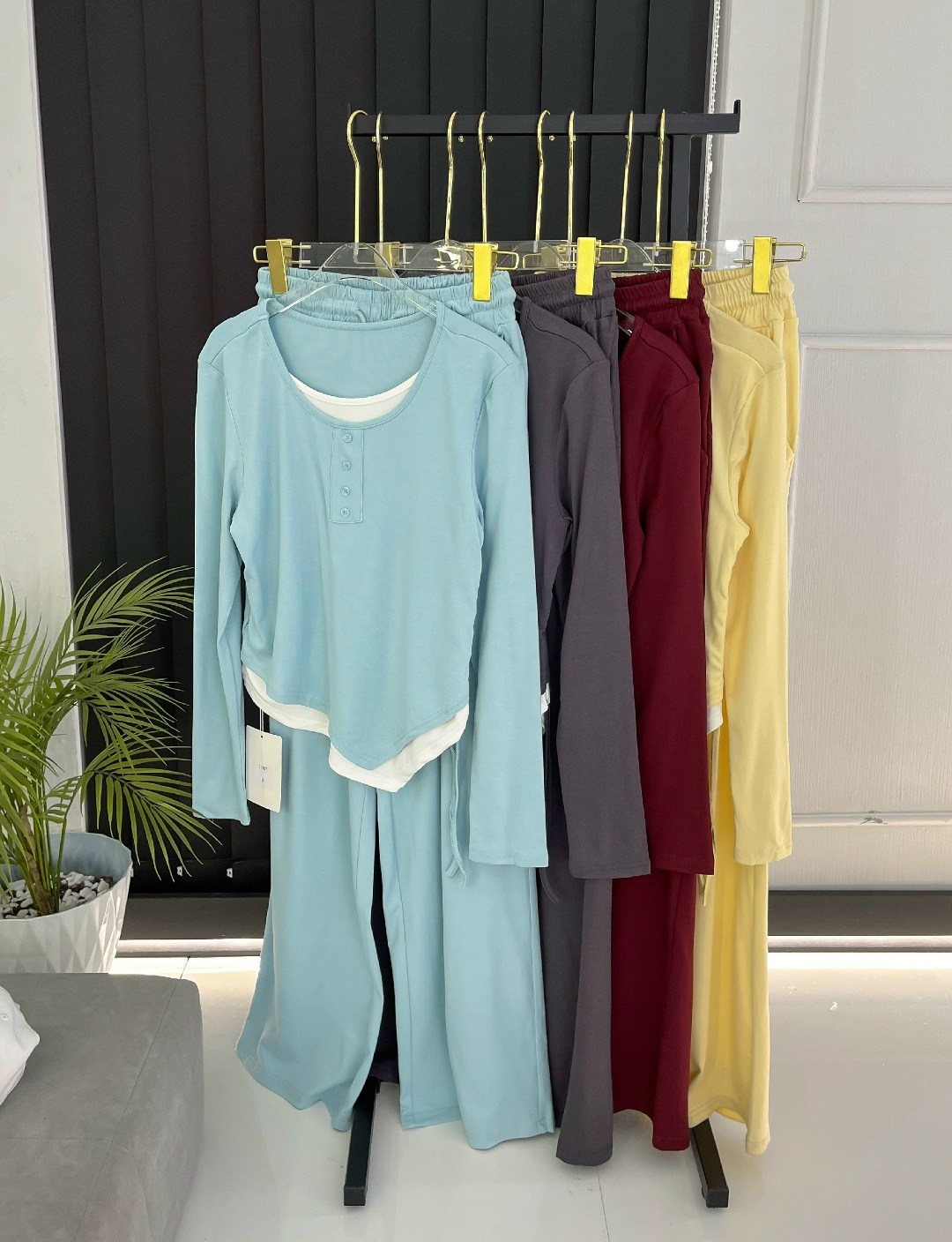 стильные костюмы,женские костюмы,костюм двойка женская,спортивные костюм,костюм двойка