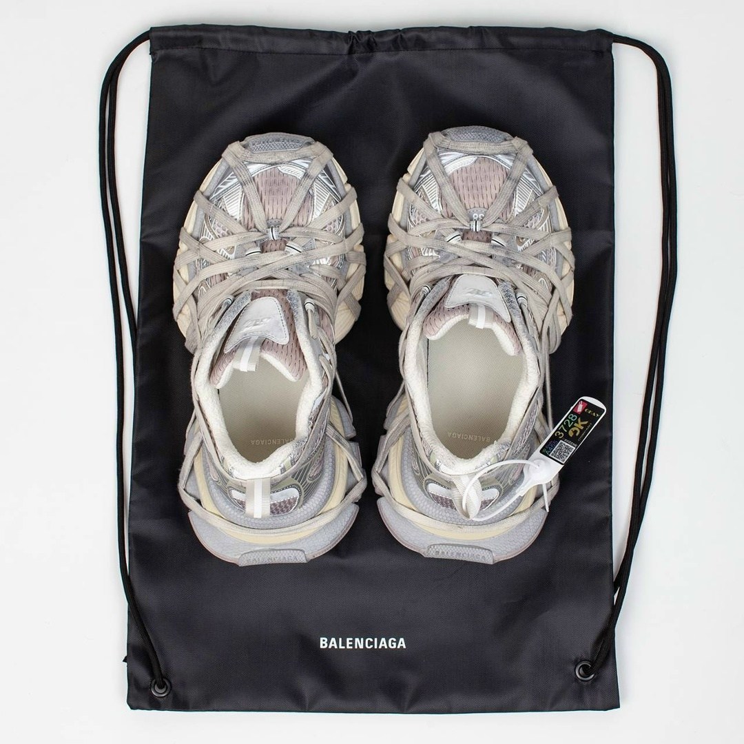 кроссовки balenciaga 3xl extreme lace массивные на шнуровке,кроссовки balenciaga 3xl extreme lace,кроссовки balenciaga 3xl extreme lace цвет бежевый,кроссовки balenciaga 3xl extreme lace sneakers 'lig