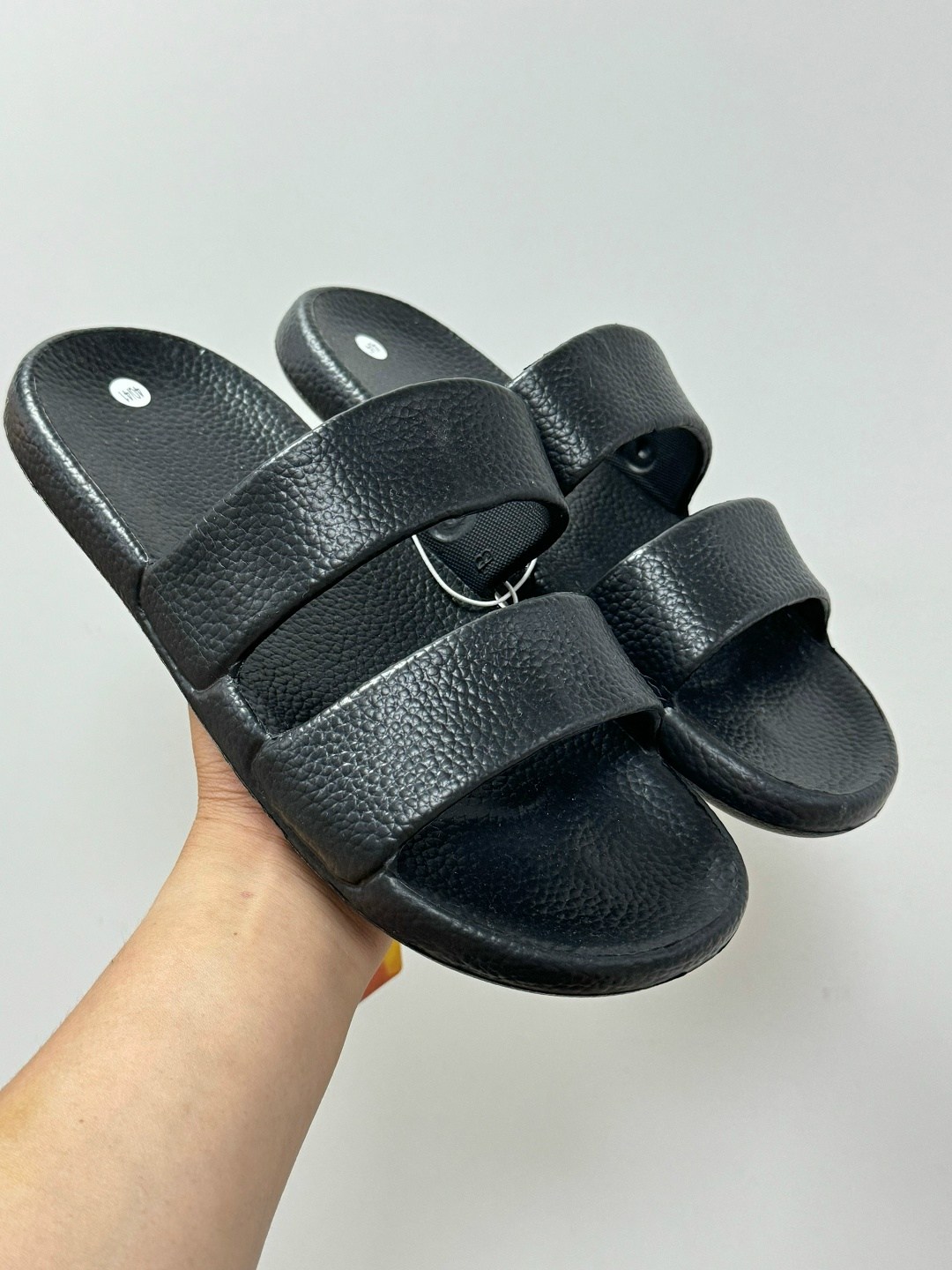 шлепанцы женские,,женские пляжные шлепанцы,белые резиновые шлепки,тапочки белые