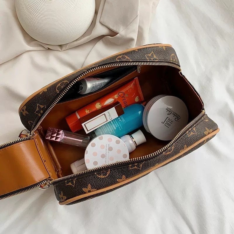 косметичка louis vuitton,косметичка луи виттон,несессер мужской луи виттон,косметичка луи витон,компактная косметичка