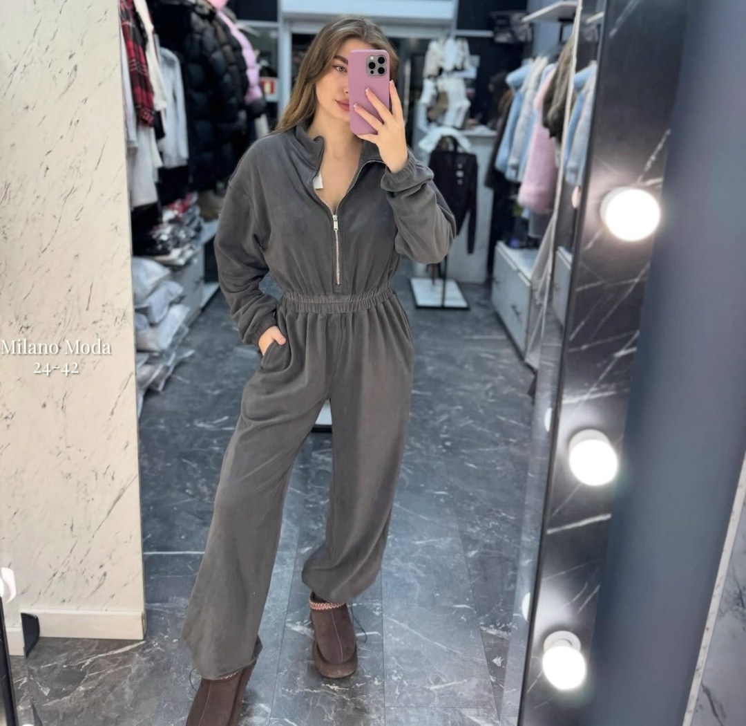 спортивный комбинезон велюровый повседневный gy.co,флисовый комбинезон женский,слитный комбинезон на флисе,комбинезон флисовый,женский комбинезон