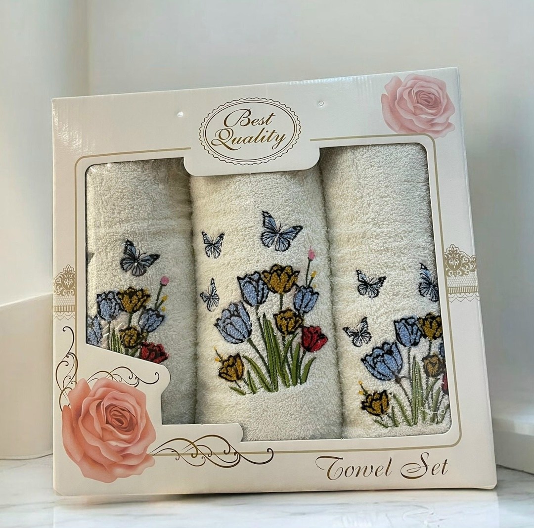 набор махровых полотенец,набор полотенец,подарочные наборы полотенец,набор кухонные полотенец,полотенца с вышивкой