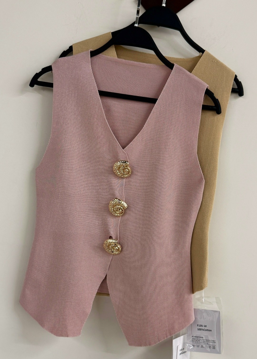 жилетка женская,жилет классический,женские жилеты,жилет для женщин,жилет на пуговицах