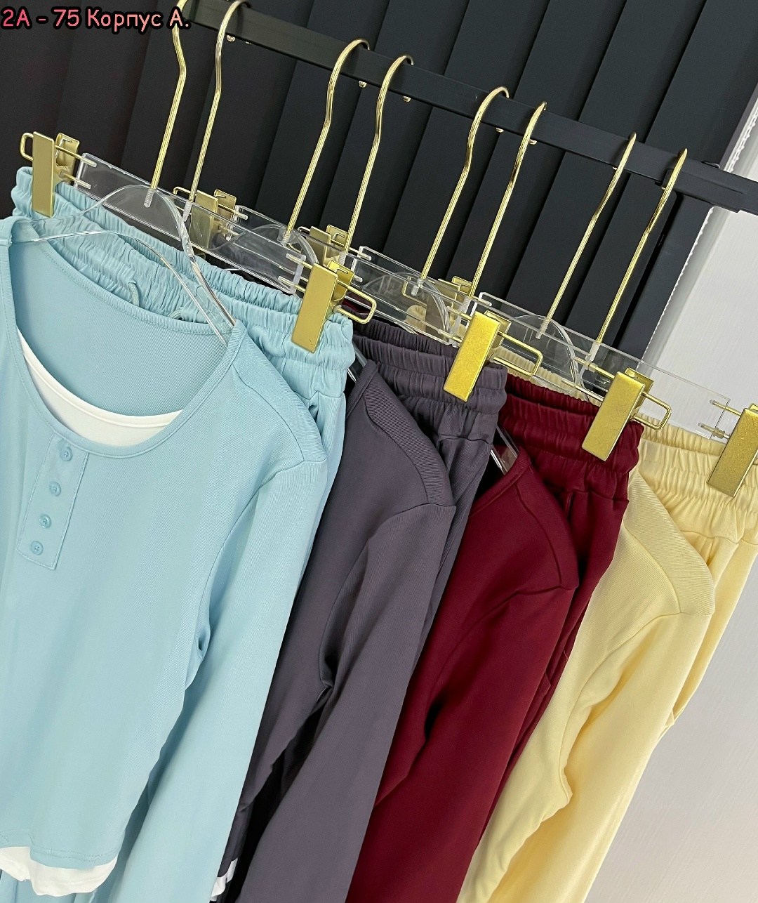 стильные костюмы,женские костюмы,костюм двойка женская,спортивные костюм,костюм двойка