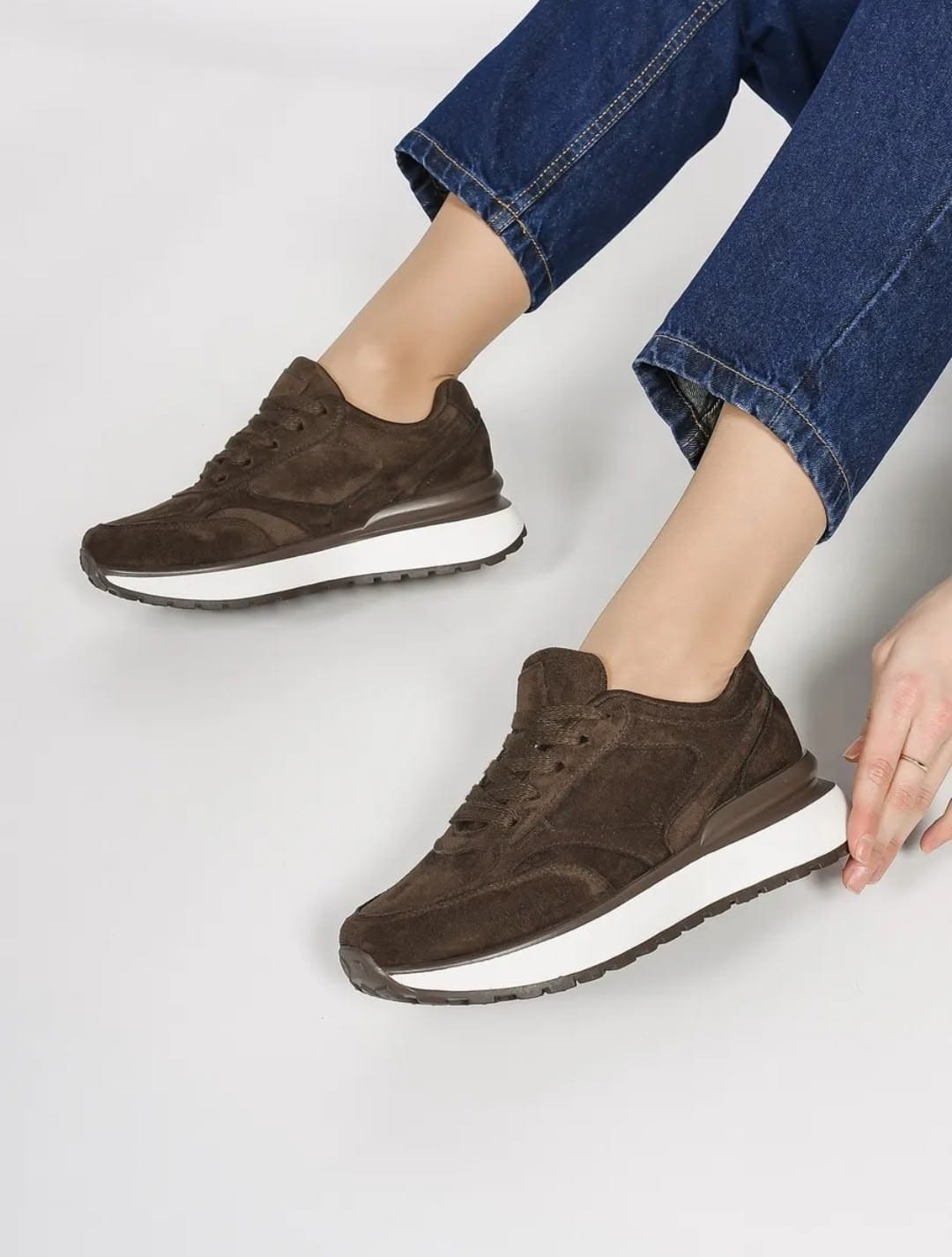 женские кроссовки,,замшевые кроссовки,кроссовки черные,черные кроссовки женские