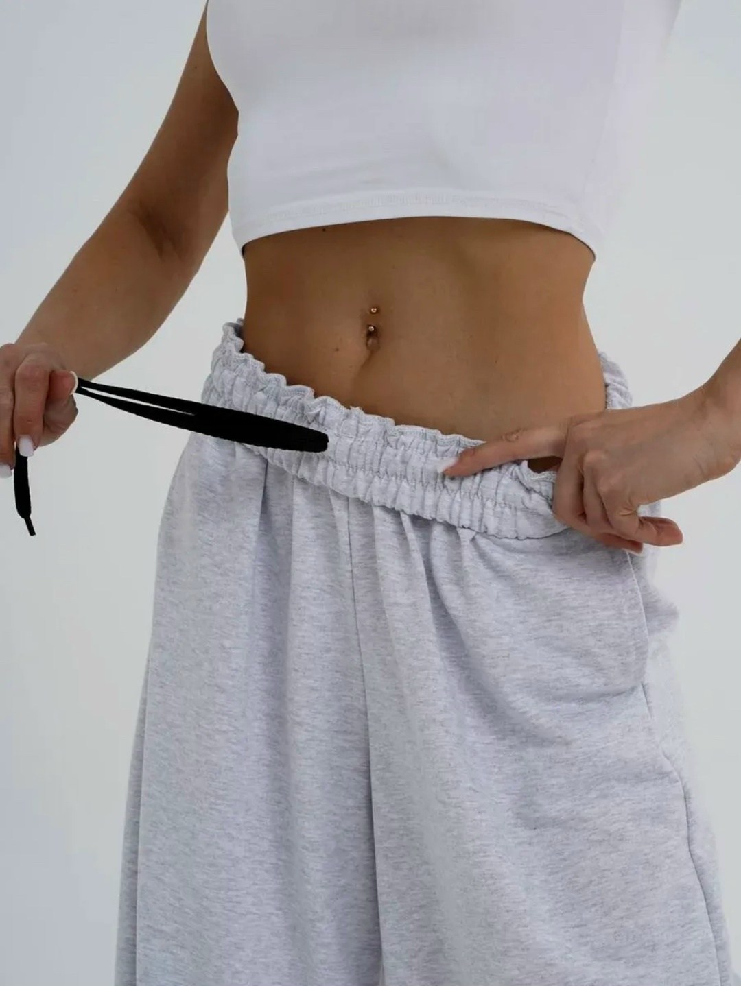 широкие спортивные штаны брюки оверсайз bless balance,брюки спортивные,оверсайз брюки,спортивные штаны,широкие брюки