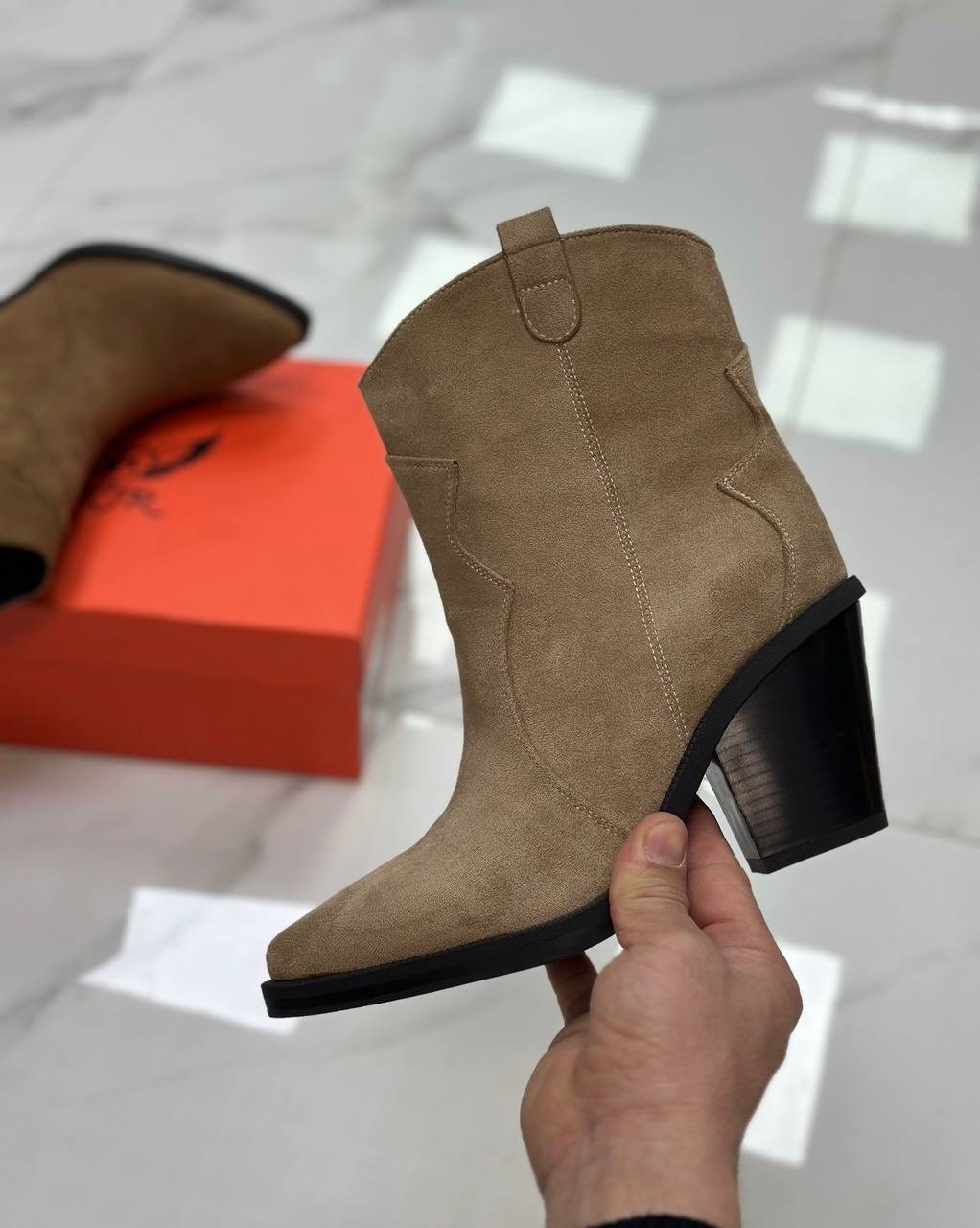 ,казаки женские,зимние классические женские ботинки челси из коровьей замши с острым носком на танкетке,казаки замшевые женские, женская