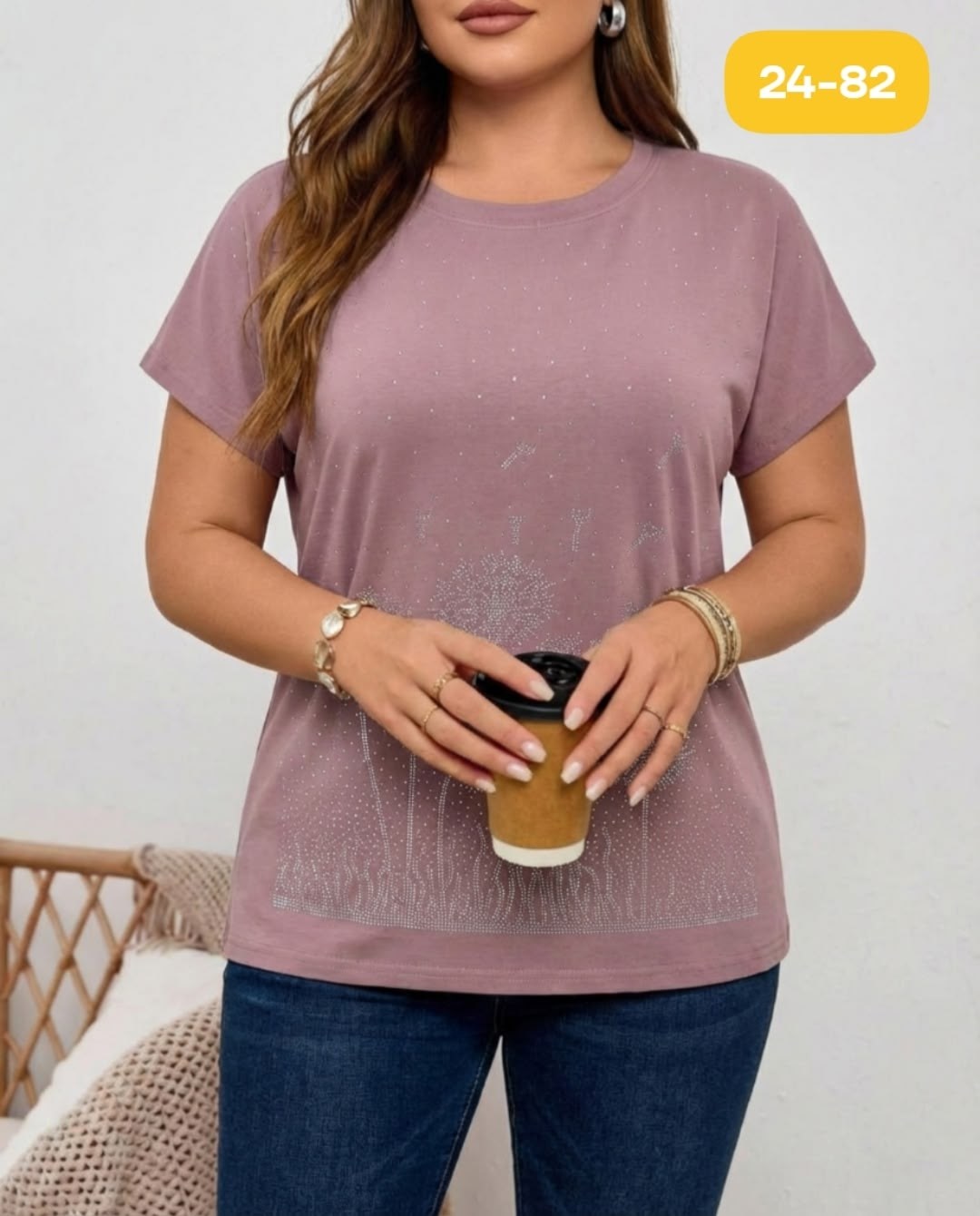 женская футболка,белая женская футболка,женская футболка больших размеров,футболки модные,женская футболка со стразами