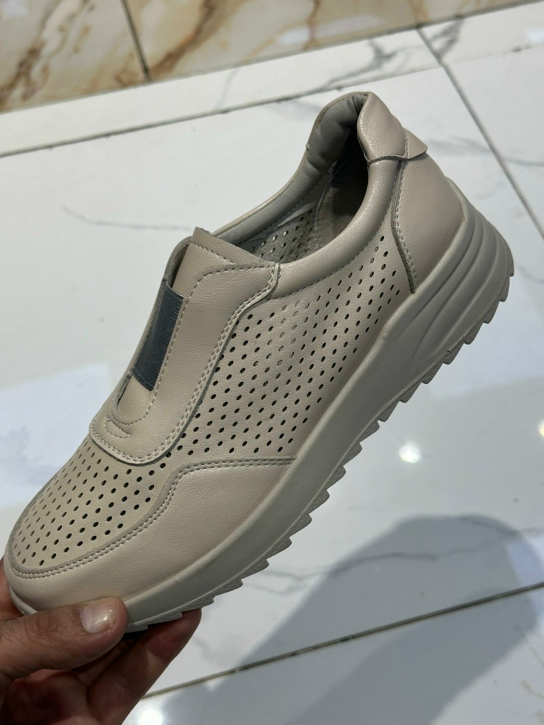 ,женская ,женские кроссовки,обуви,туфли женские