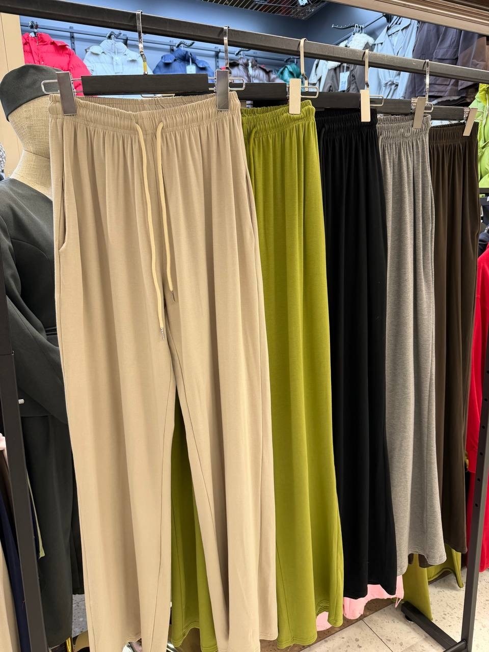 женские широкие брюки,женский брюки,брюки свободные,брюки с широкими штанинами,широкие брюки