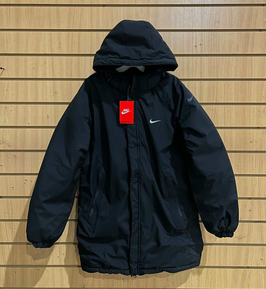 куртка зимняя nike,куртки найк мужские зимние дисконт,куртка найк мужская длинная зимняя черная,зимняя куртка nike мужская удлиненная,зимняя куртка