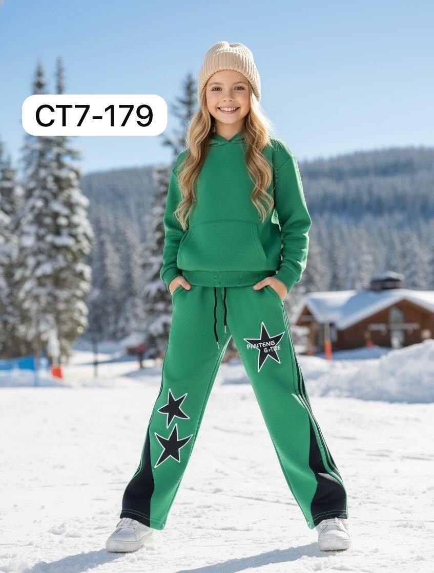 новогодние портреты,новогодние дети,новогодние фотосессии,новогодние подарки,красивая девочка в костюме снежинки