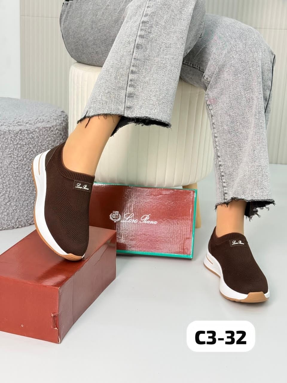 ,женские кроссовки,повседневная ,женская ,модная женская