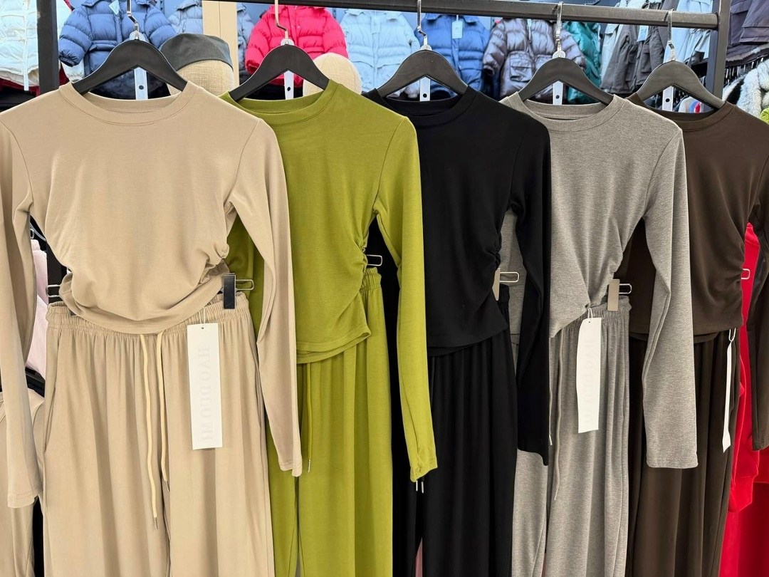 женские широкие брюки,женский брюки,брюки свободные,брюки с широкими штанинами,широкие брюки