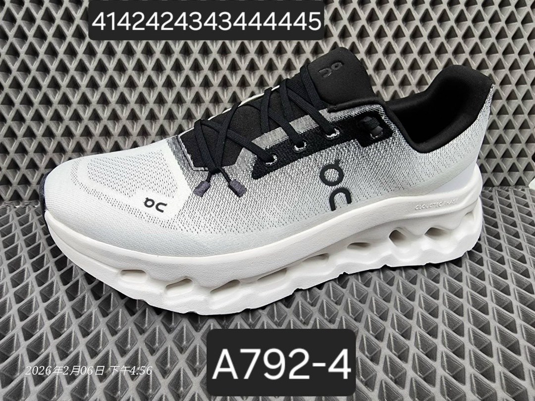 кроссовки,спортивная ,мужская спортивная  для бега,мужские кроссовки,кроссовки cloudflyer on