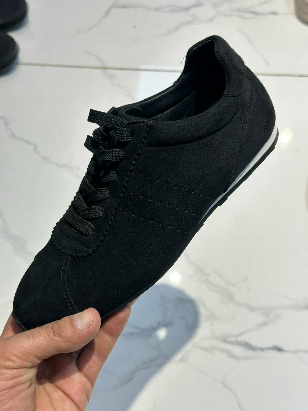 ,кроссовки адидас коричневые,мужские брендовые кроссовки,мужские кроссовки,кроссовки италия мужские