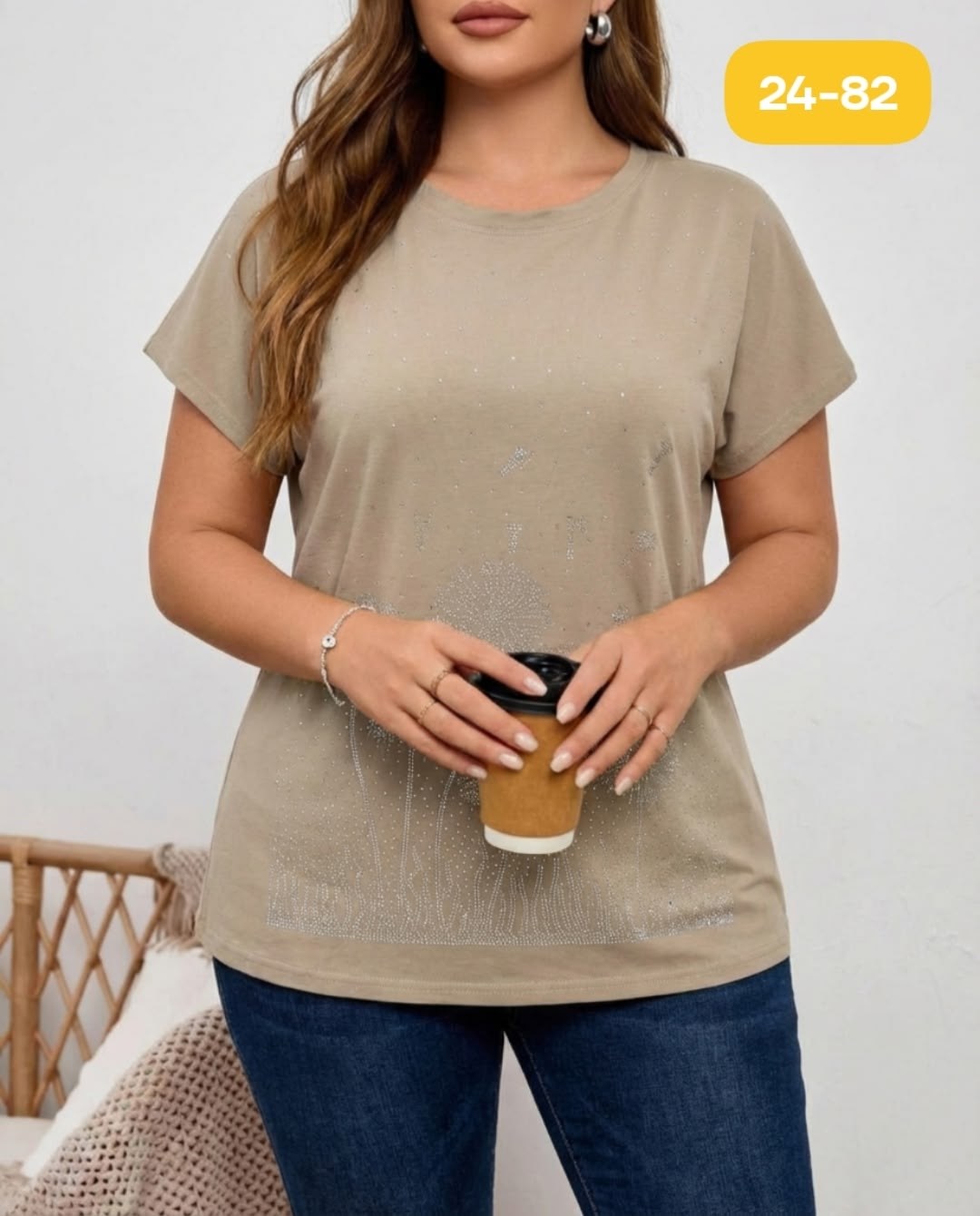 женская футболка,белая женская футболка,женская футболка больших размеров,футболки модные,женская футболка со стразами