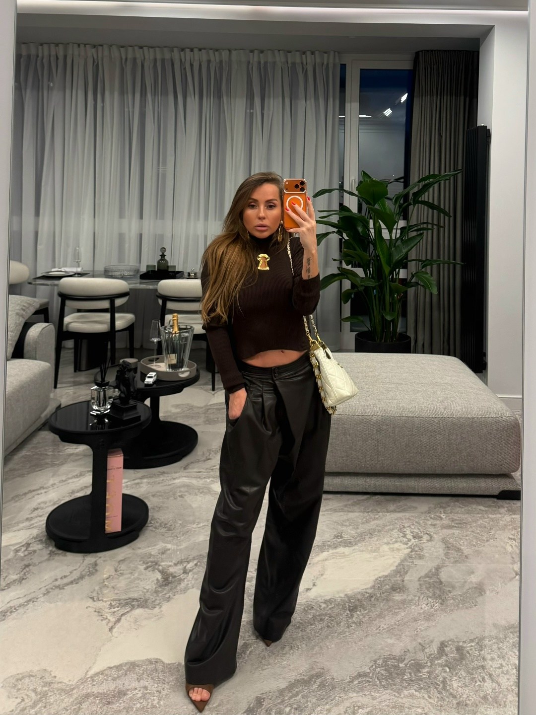 брюки модные,стильные наряды,кожаные штаны,кожаные брюки