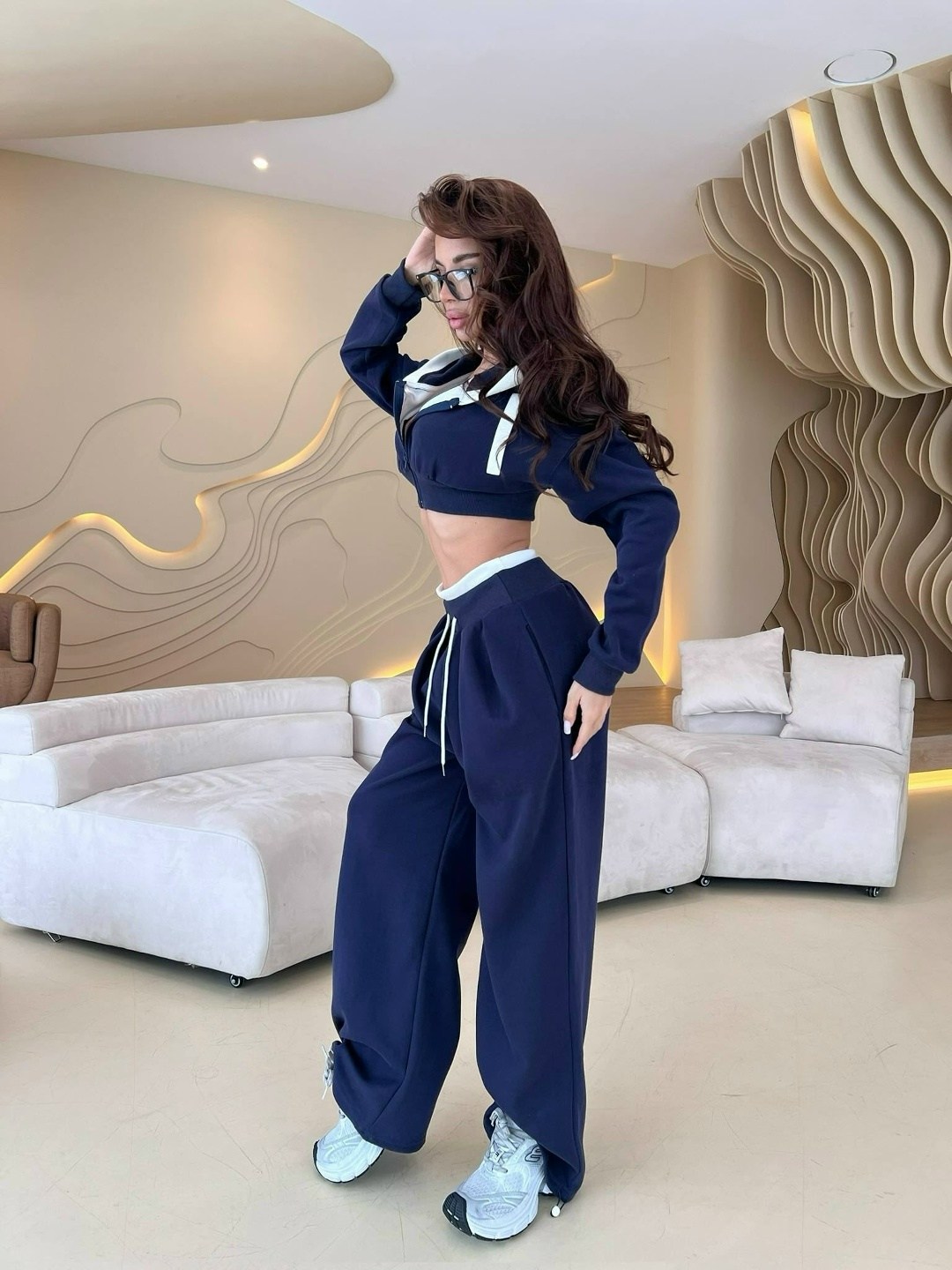 стильный костюм,женский костюм,спортивный костюм,женский спортивный костюм,костюм