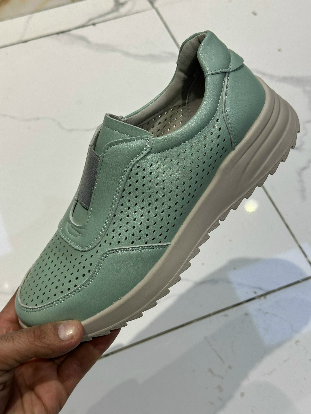 ,женская ,женские кроссовки,обуви,туфли женские