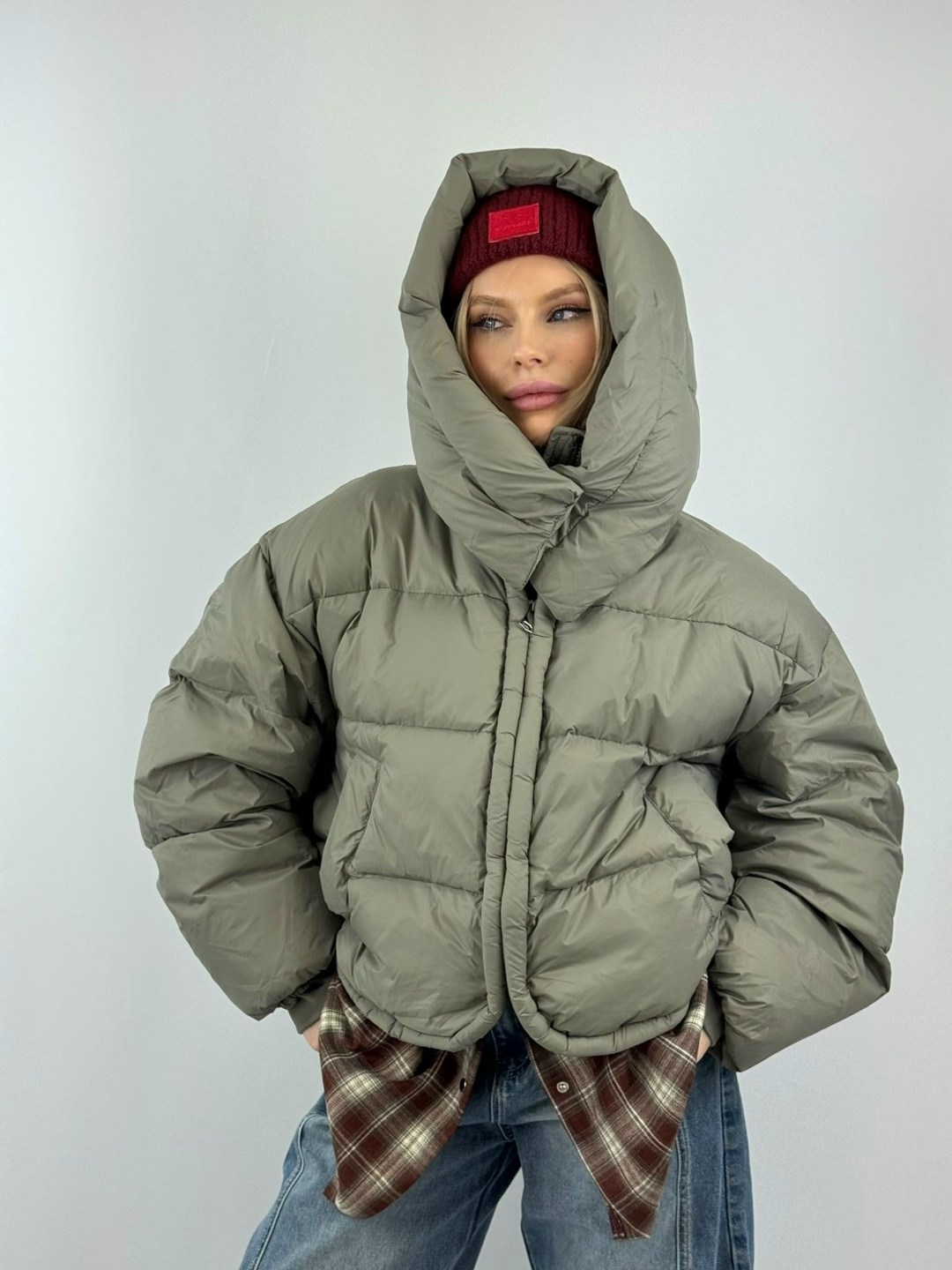куртка пуховик,куртка оверсайз,укороченная куртка-пуховик zara хаки,куртка женская,куртка