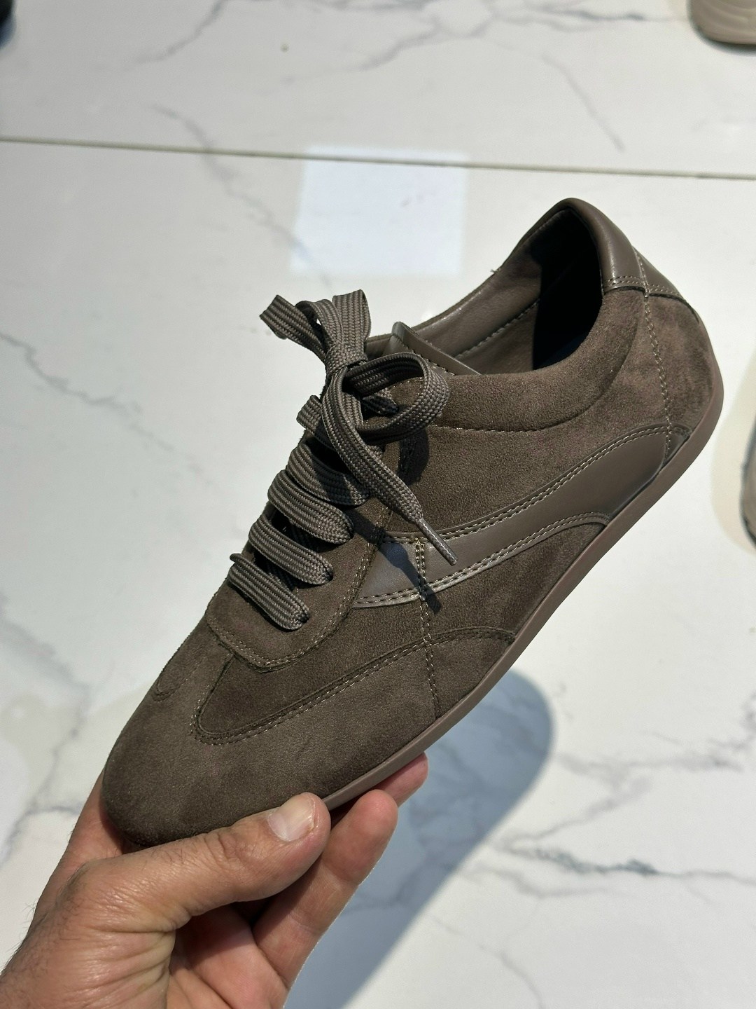 ,кроссовки адидас коричневые,мужские брендовые кроссовки,мужские кроссовки,кроссовки италия мужские