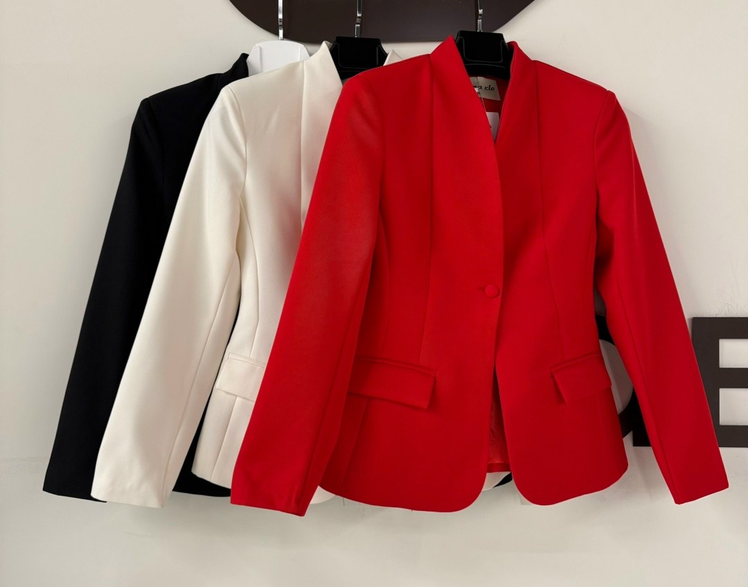 жакет приталенный,жакет,женский костюм,жакет красный,женский красный брючный костюм