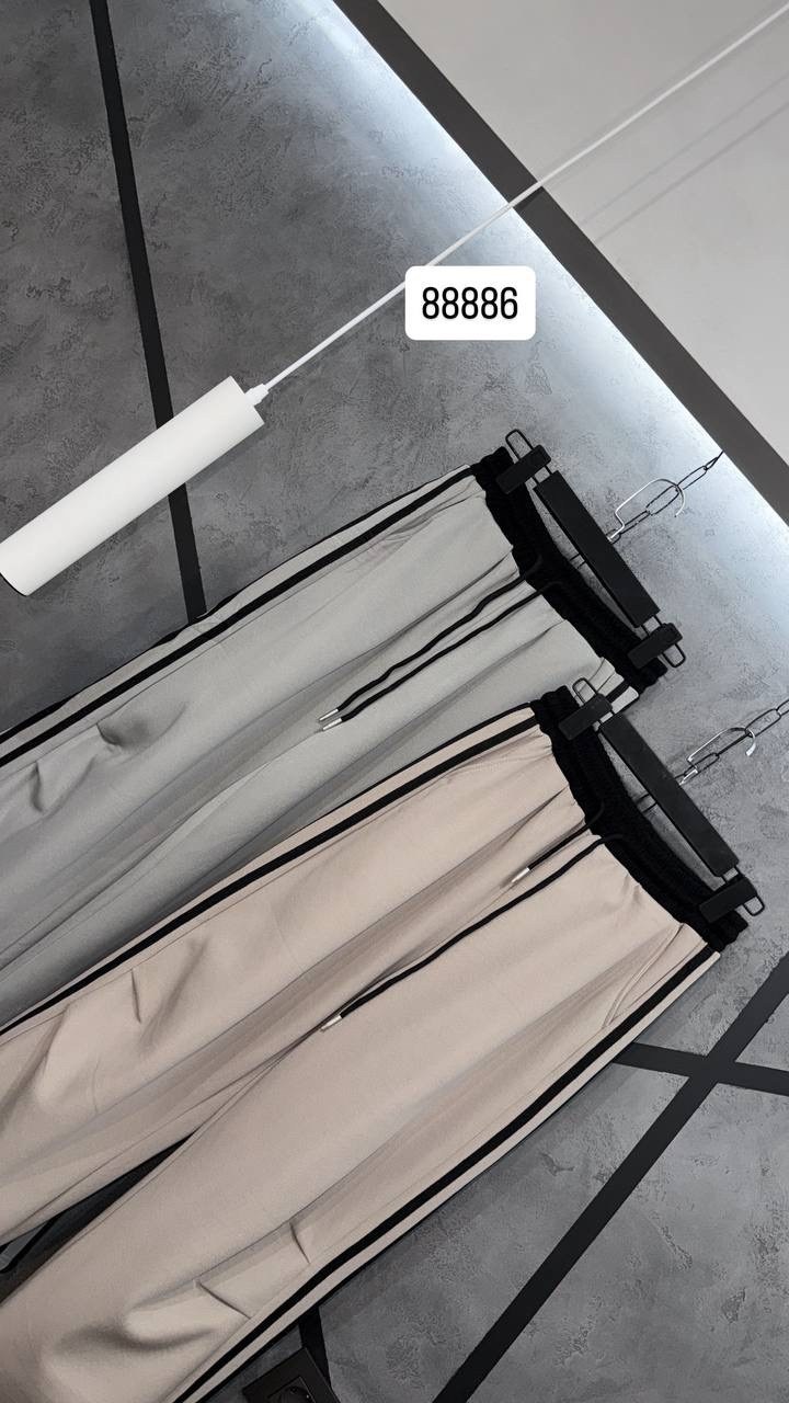 повседневные спортивные брюки,спортивные брюки,брюки с широкими штанинами,широкие брюки,широкие спортивные штаны