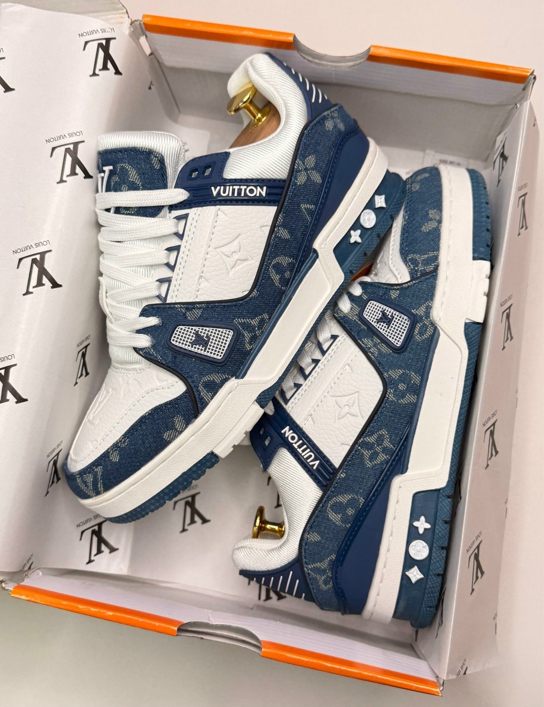 кроссовки louis vuitton trainer,кроссовки louis vuitton,луи виттон кроссовки мужские оригинал,кроссовки louis vuitton кроссовки louis vuitton,кроссовки мужские louis vuitton