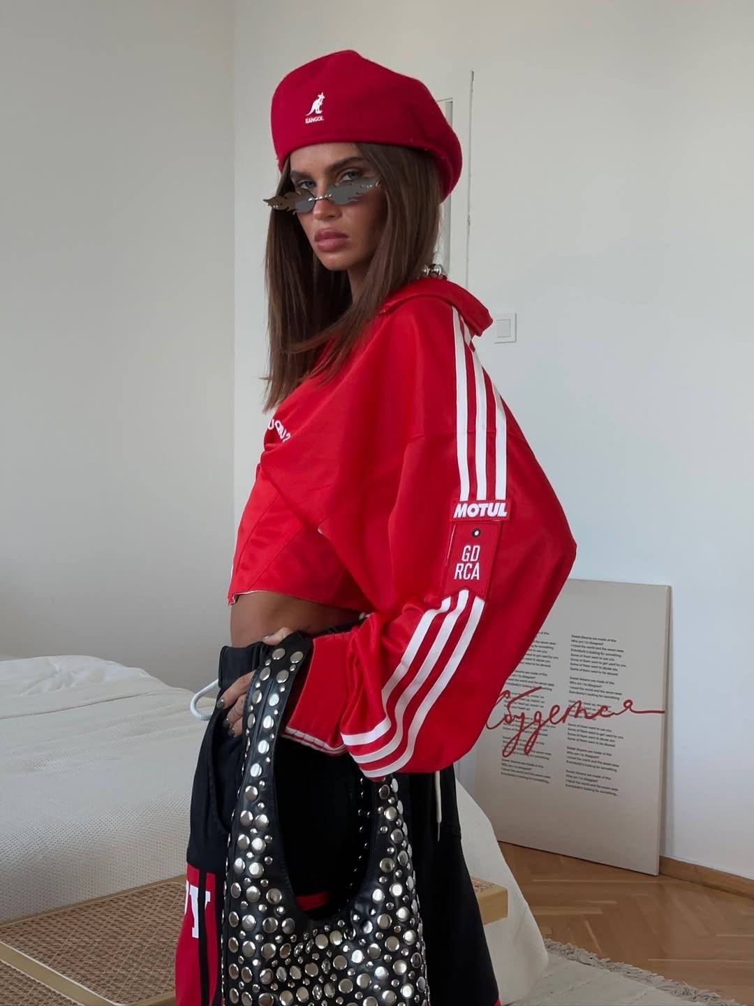 укороченная олимпийка адидас,олимпийка женская adidas firebird,олимпийка женская adidas,олимпийка адидас,adidas олимпийка