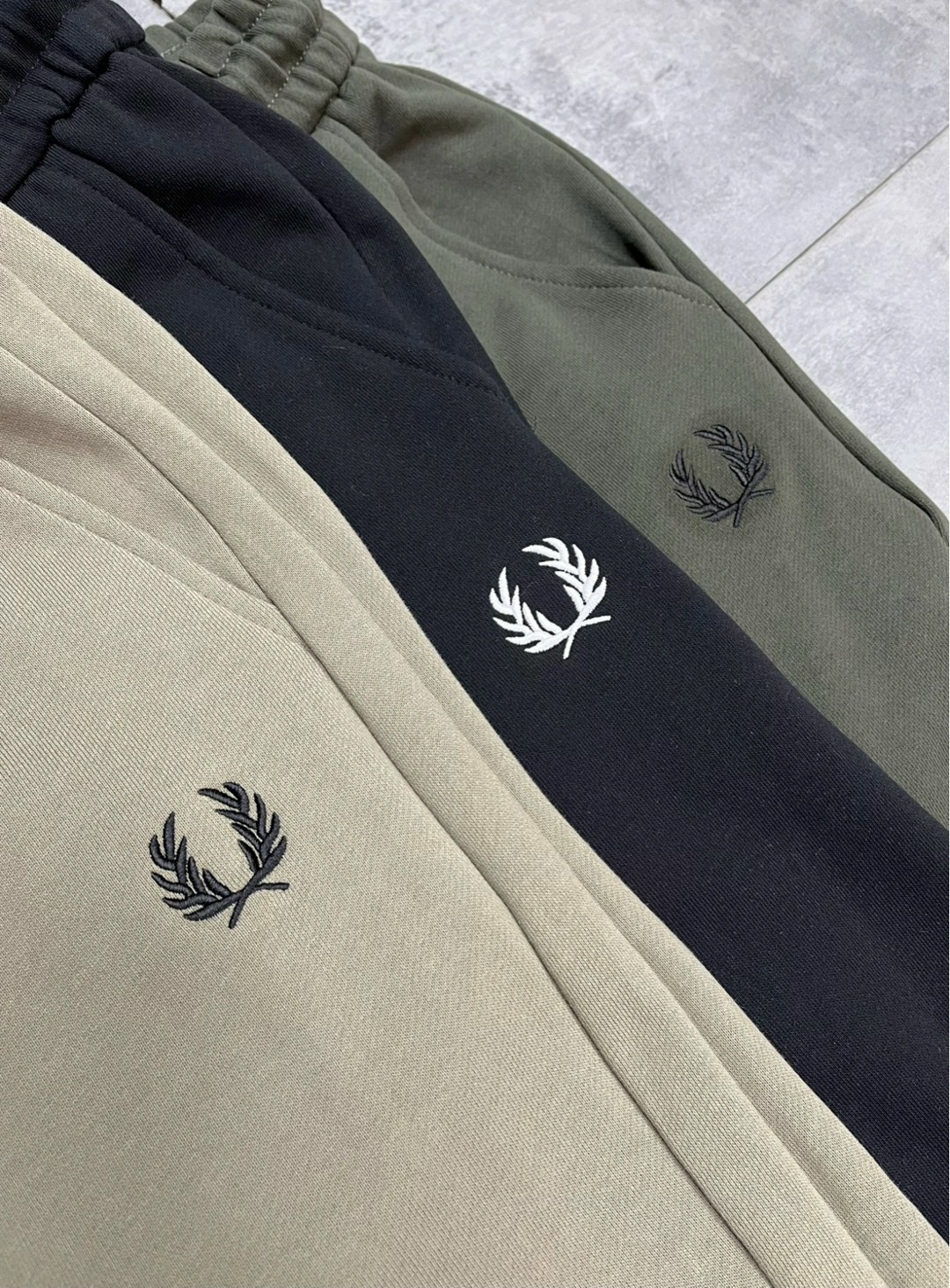 брюки спортивные fred perry,спортивные брюки,спортивные штаны,спортивные брюки мужские,спортивные штаны фред перри