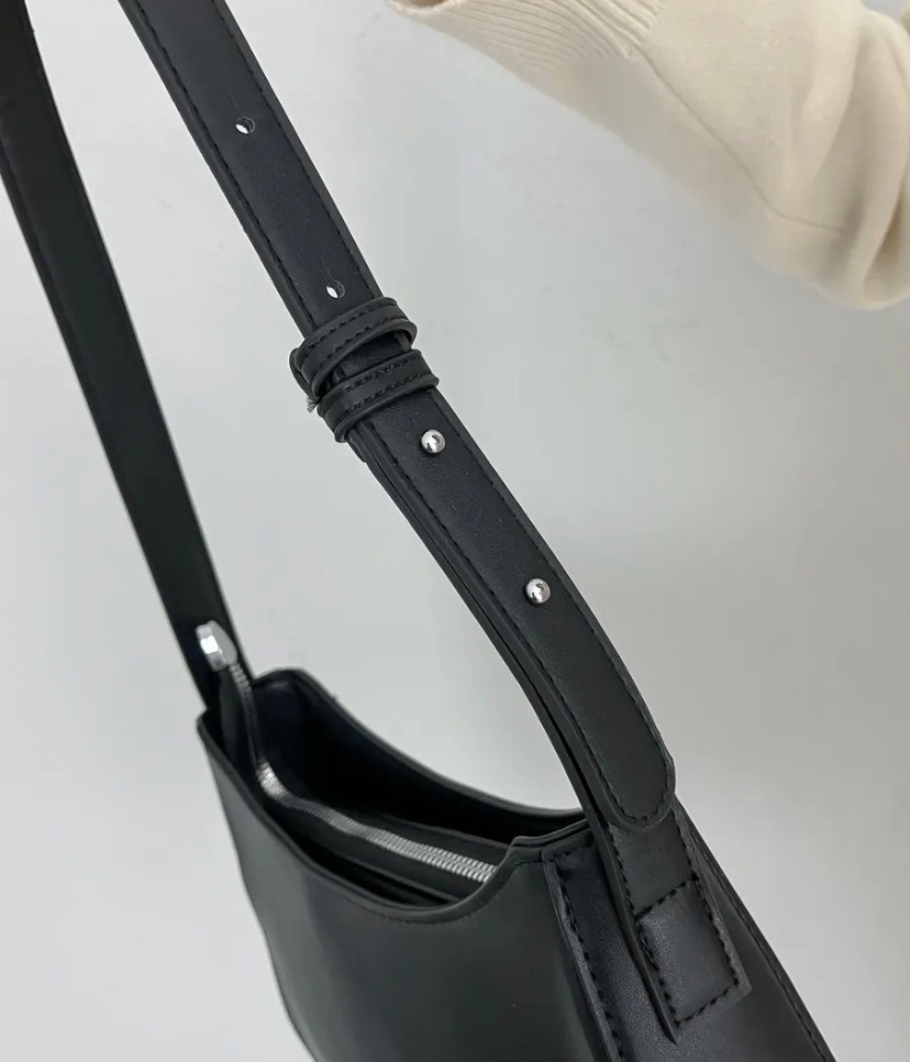 женская сумка на плечо,сумка маленькая багет на плечо chernika,женская сумка-багет из натуральной кожи черная,сумка женская сумка на плечо,сумка багет