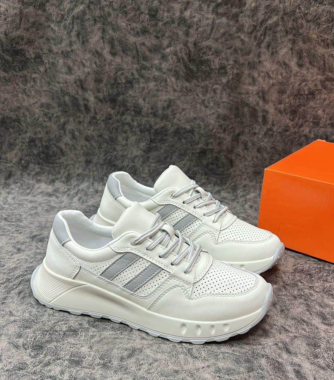 женские кроссовки,,белые кроссовки,кроссовка,кроссовки женские белые