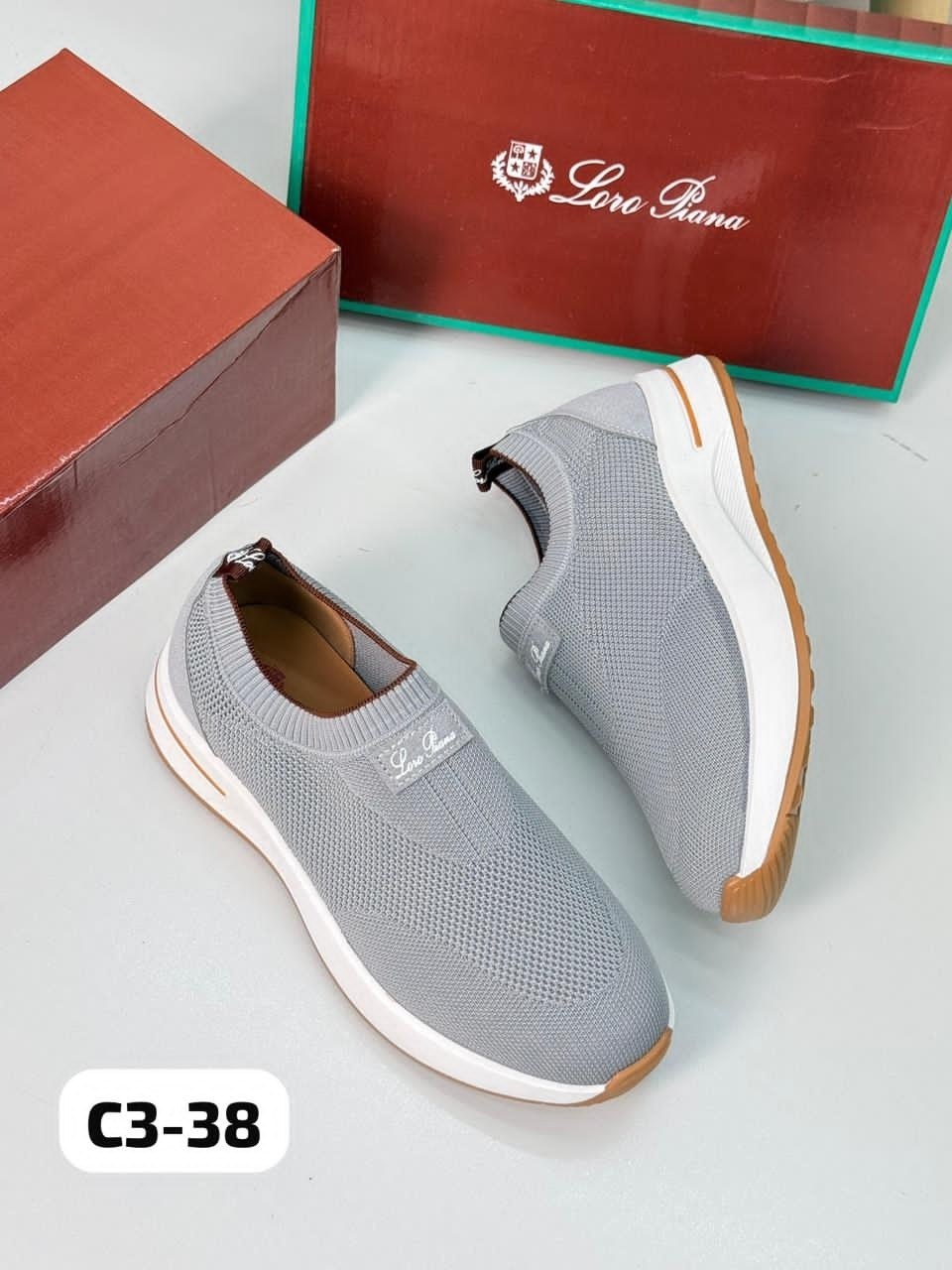 ,кроссовки женскиe,женская спортивная , на плоской подошве,повседневная