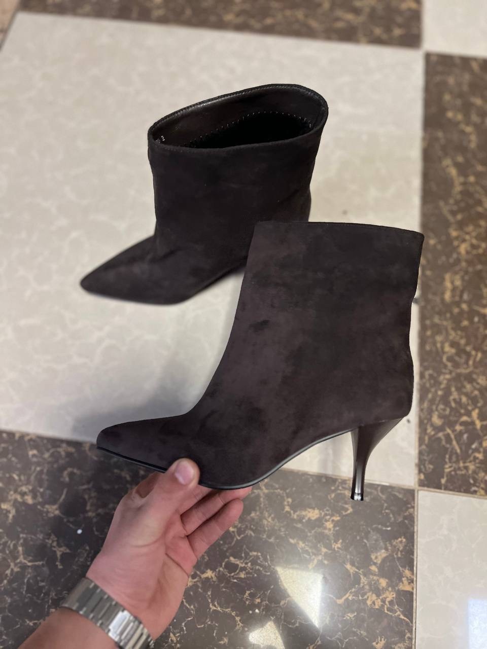 замшевые женские ботильоны с острым носком на,женские ботильоны,ботильоны с острым носком женские,замшевые ботильоны,ботильоны модные