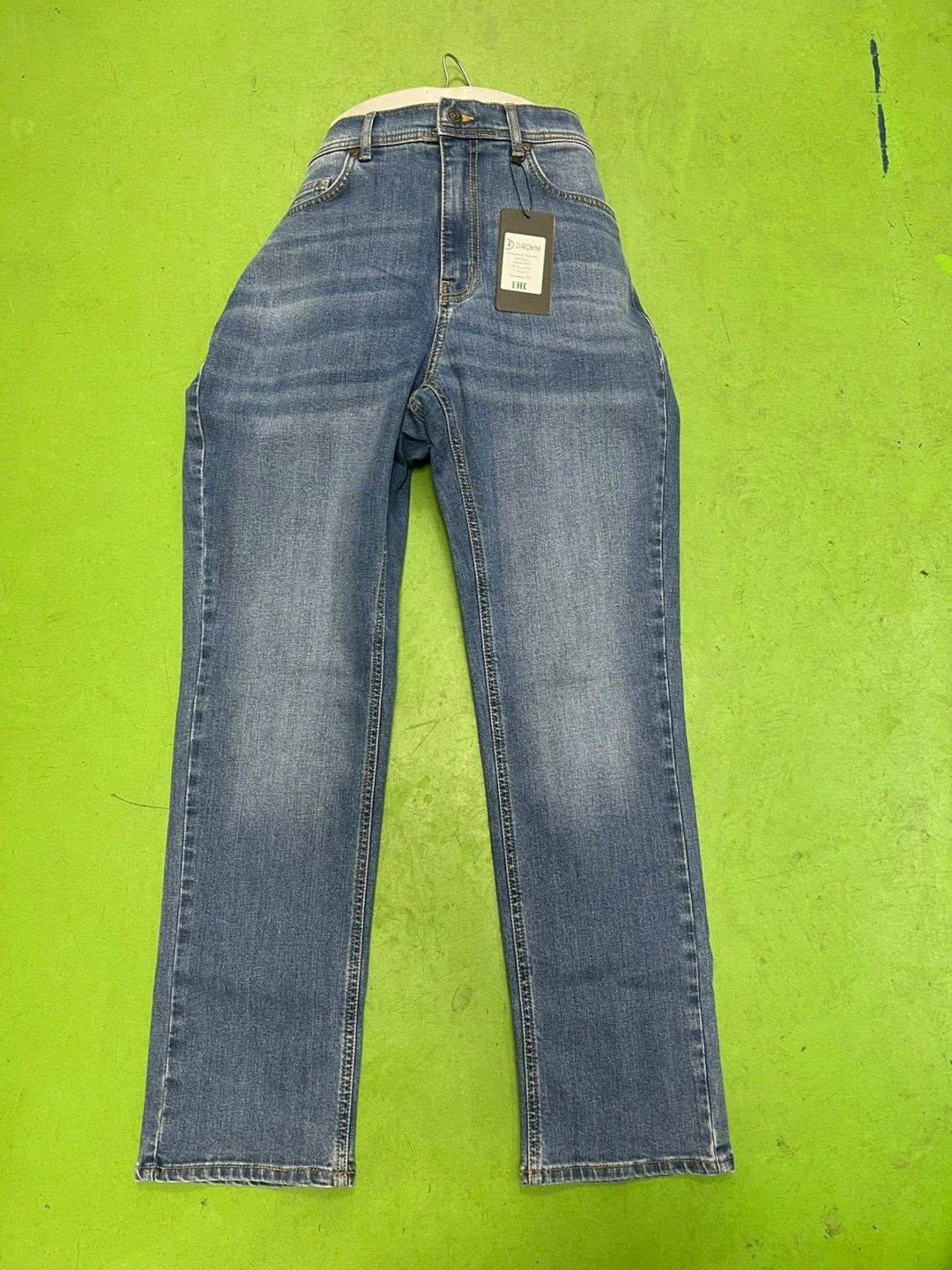 wrangler 936 rigid slim fit,мужские джинсы wrangler,джинсы wrangler,wrangler men's prewashed indigo cowboy cut slim fit jeans,джинсы wrangler cowboy cut