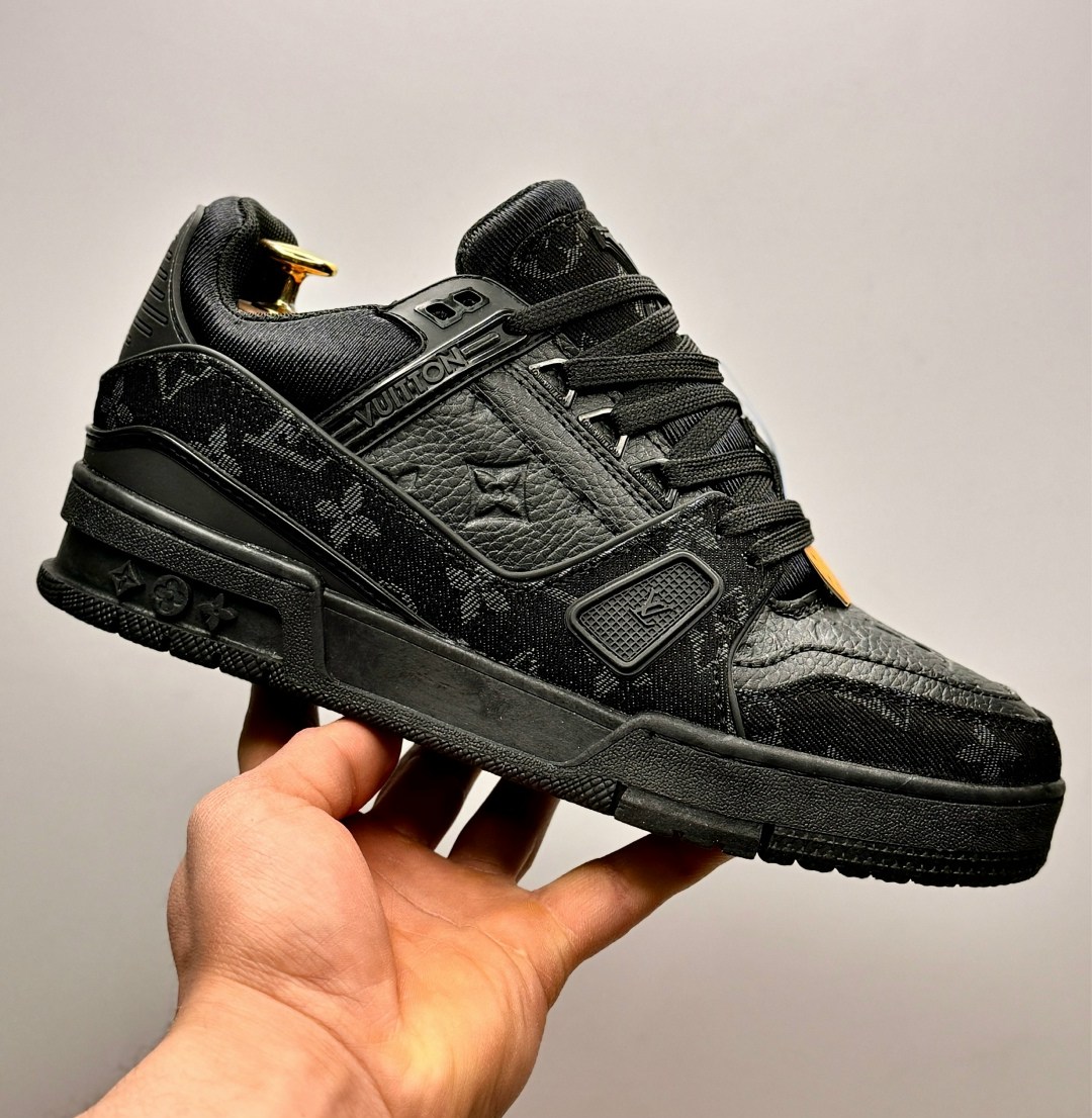 мужские кроссовки louis vuitton,кроссовки луи виттон trainer мужские,кроссовки louis vuitton,кроссовки луи виттон trainer,мужские лаковые черные кроссовки louis vuitton trainer