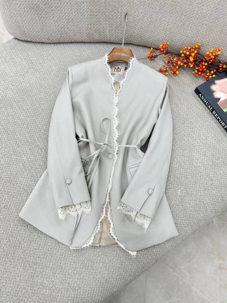 пальто модное,пальто с кружевом,пальто с отделкой кружевом,жакет с кружевом,пальто для женщин