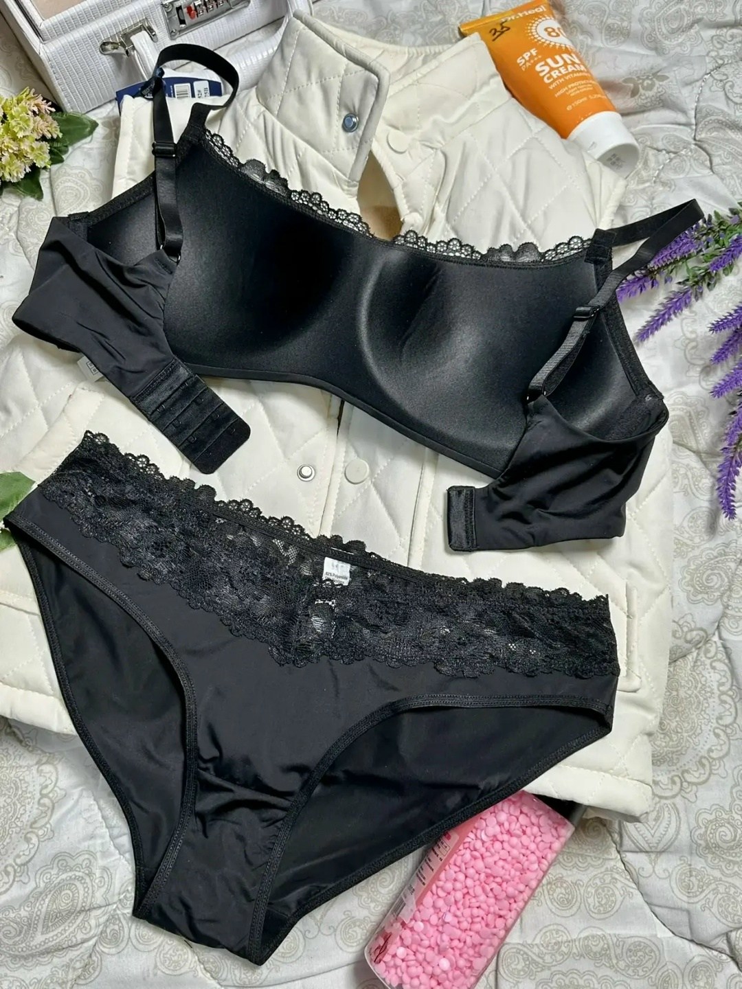 кружевной комплект нижнего белья,кружевное нижнее белье женское комплект,комплекты белья женский черный,комплект нижнего белья,комплект женского нижнего белья
