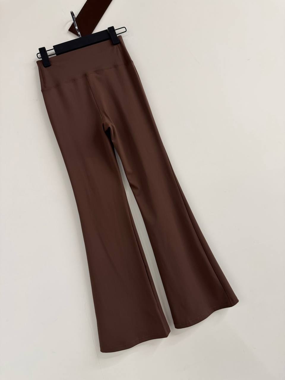 расклешенные брюки,брюки клеш,женские брюки клеш,широкие брюки,женские брюки-клеш с высокой талией однотонные