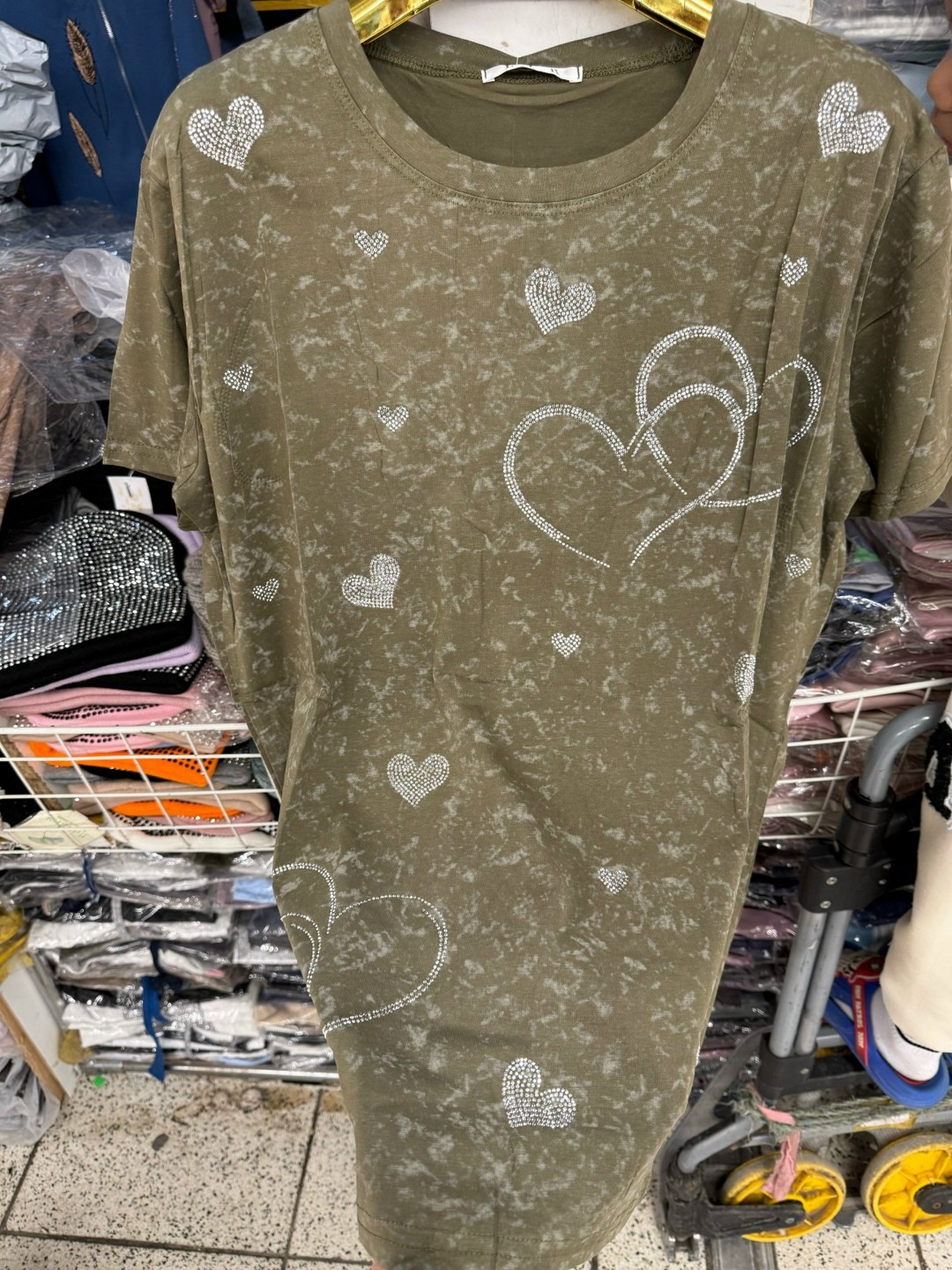 пижама женская,футболки женская,lcwaikiki верх пижамы женский с коротким рукавом и принтом круглый вырез,женская пижамная рубашка с короткими рукавами и круглым вырезом с принтом lcw dream,белая футбо