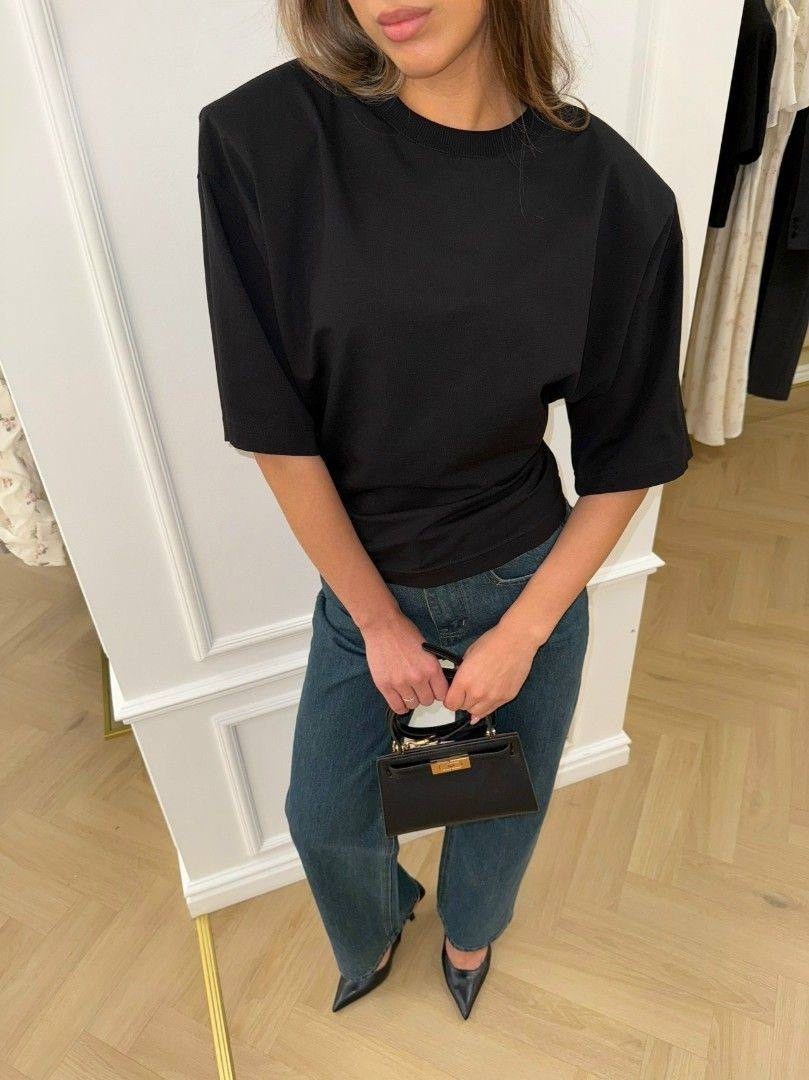 футболки женская оверсайз,футболки женская,футболка оверсайз,футболка оверсайз черная,футболка оверсайз хлопок