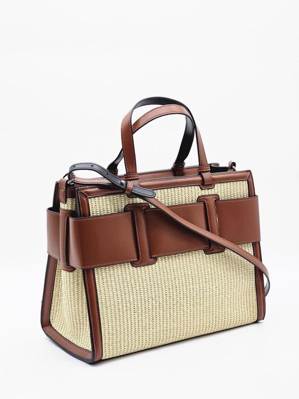 сумка armani exchange черный,armani exchange сумка,черные женские сумки armani exchange,сумка армани эксчендж,сумка армани черная