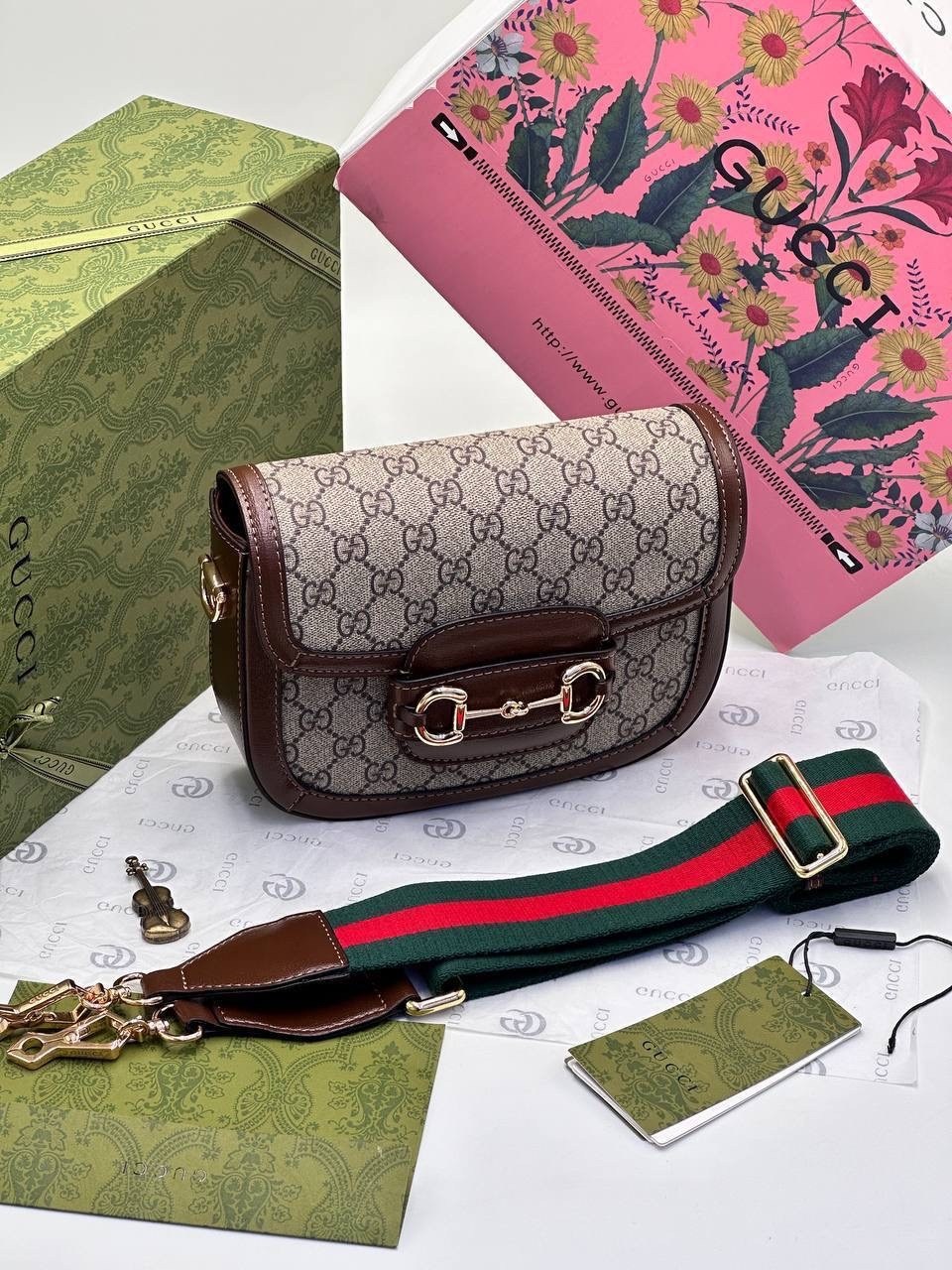 женская сумка gucci,сумка gucci,сумка гуччи,сумка gucci horsebit 1955,сумка гуччи на плечо