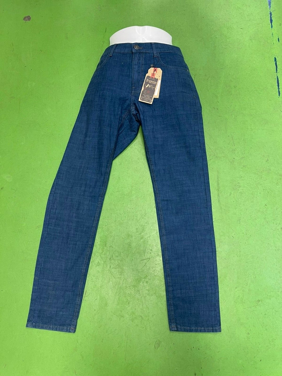 wrangler 936 rigid slim fit,мужские джинсы wrangler,джинсы wrangler,wrangler men's prewashed indigo cowboy cut slim fit jeans,джинсы wrangler cowboy cut