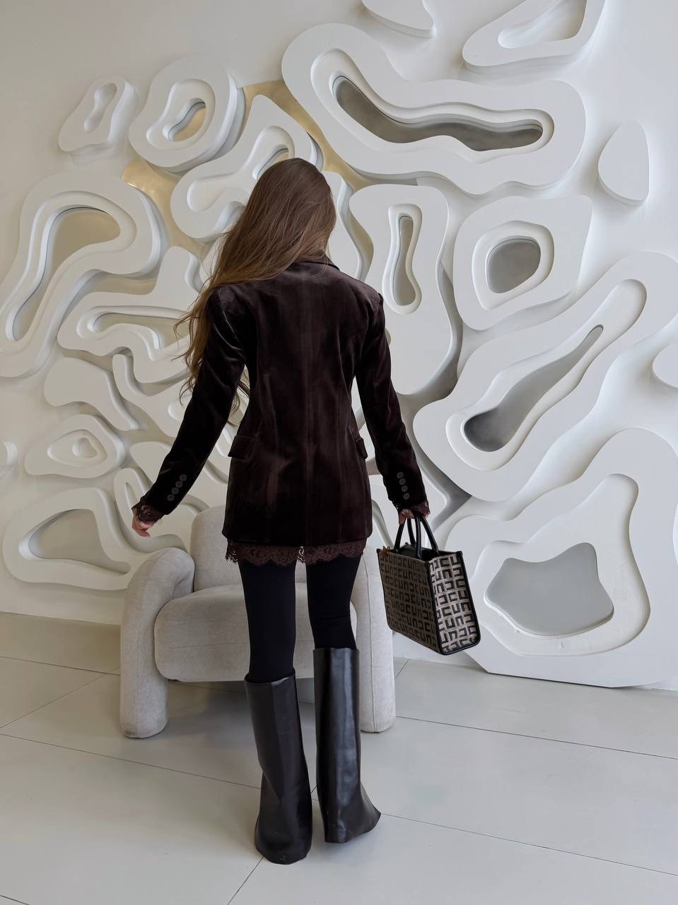 кожаная куртка,куртка замшевая женская,замшевая куртка,вельветовая куртка женская,вельветовый костюм женский