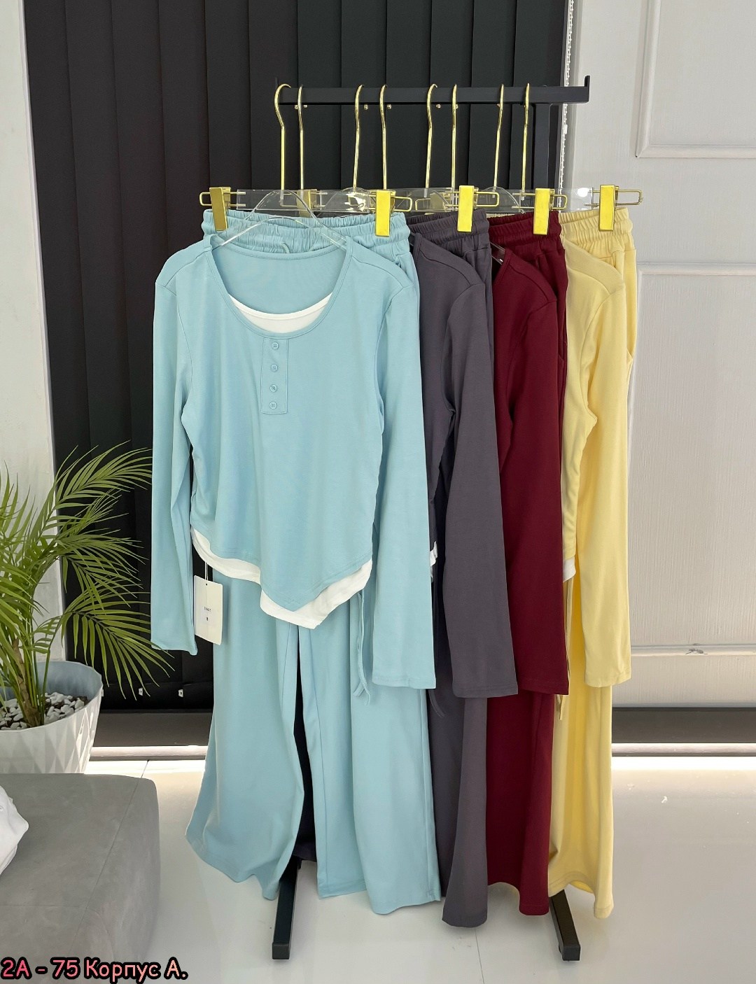 стильные костюмы,женские костюмы,костюм двойка женская,спортивные костюм,костюм двойка